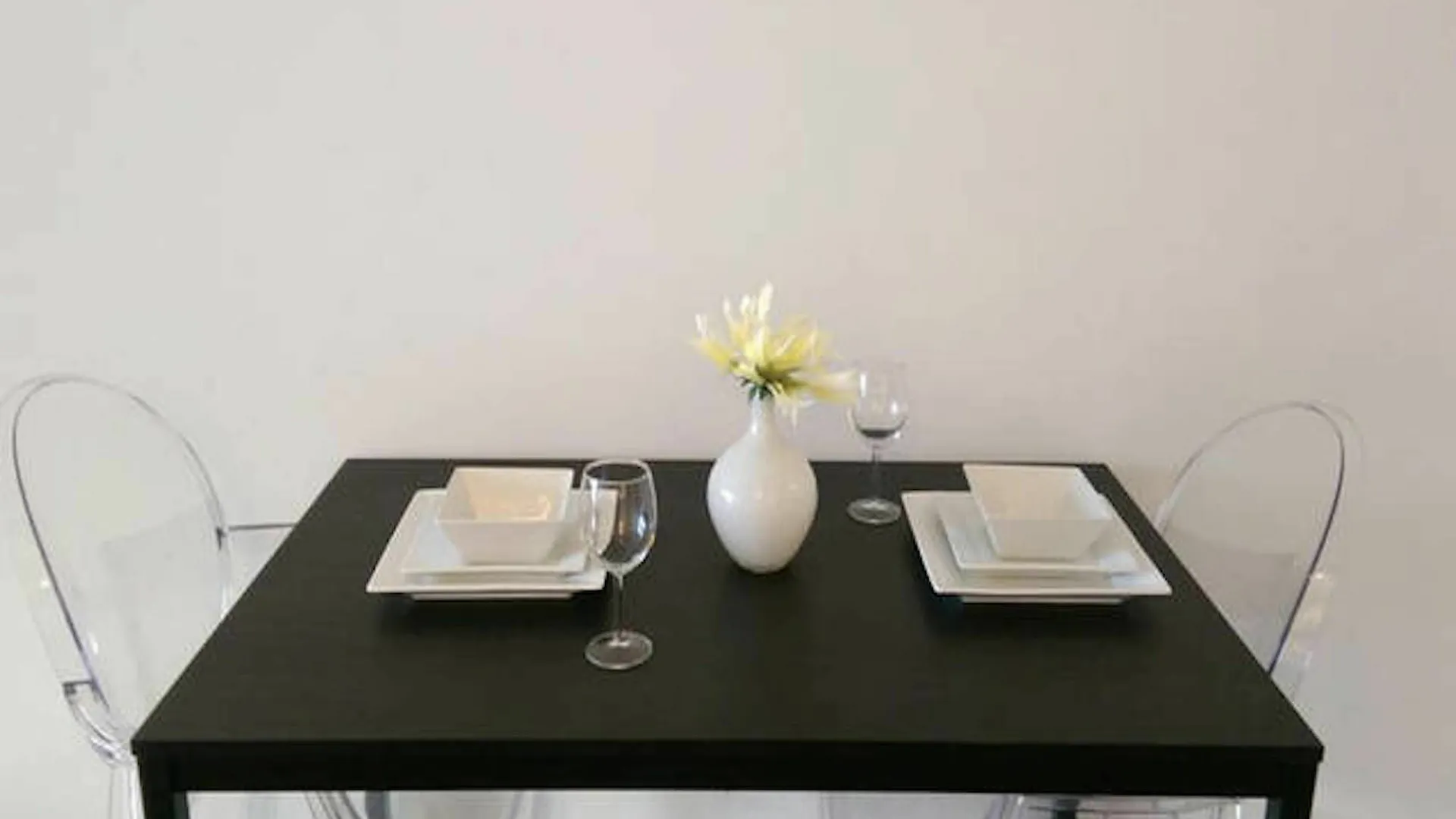 **** Hotel Eg Suites - Stunning Condo Toronto Kanada